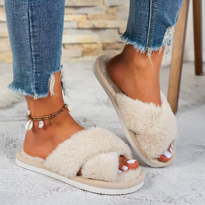 Gemütliche Plüsch-Pantoffeln für Damen mit Kreuzbändern