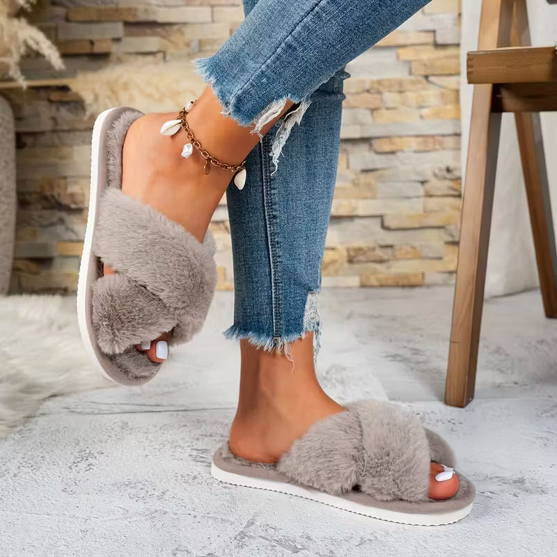 Gemütliche Plüsch-Pantoffeln für Damen mit Kreuzbändern