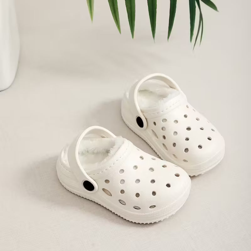 Warme Winter-Clogs für Kinder